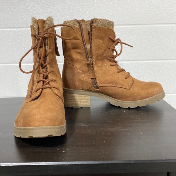 Universal thread brown boots - Picture 1 of 8